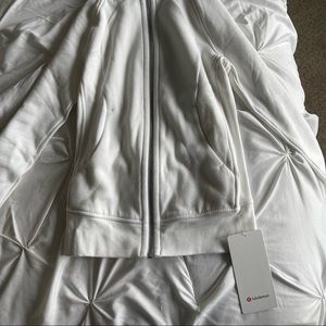 White lulu scuba jacket